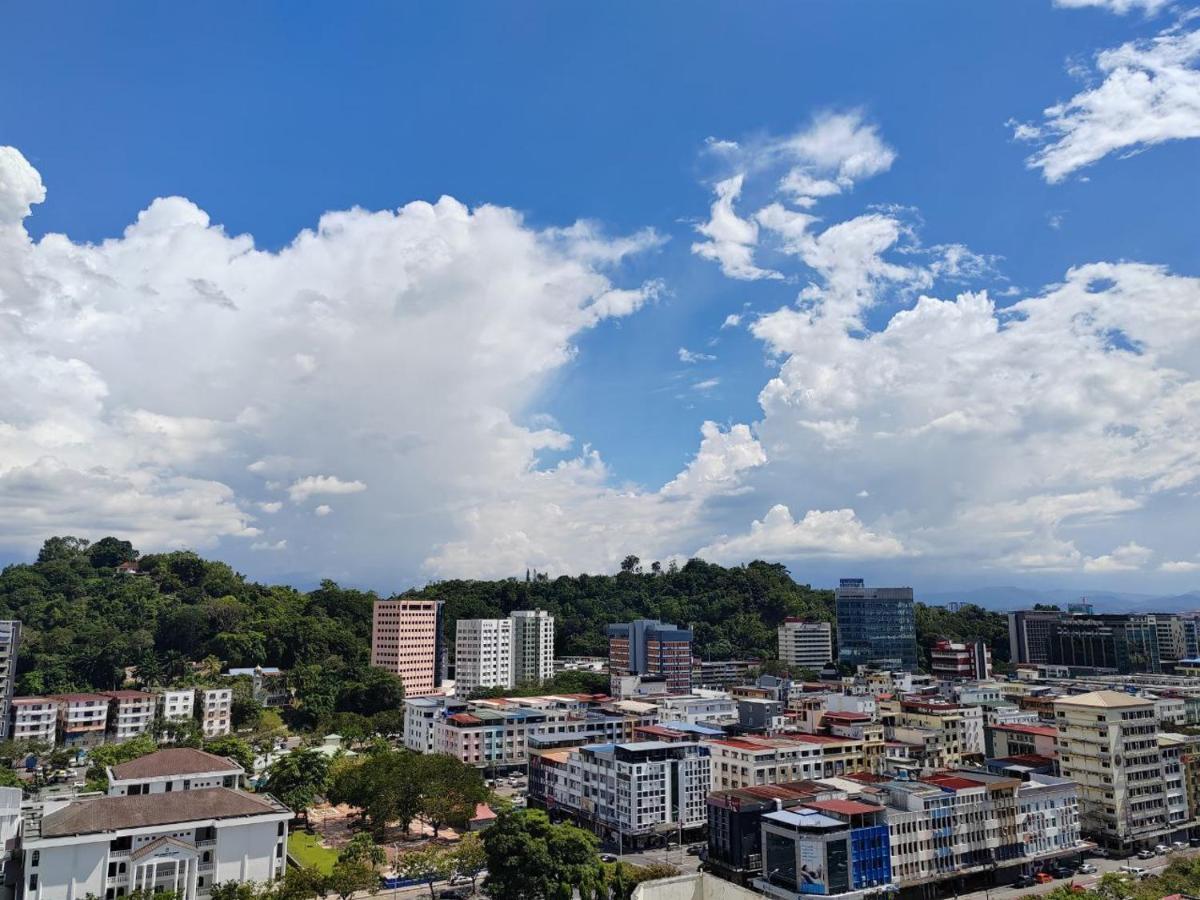 Cityview Studio Apartment At Kota Kinabalu City Centre Exteriör bild